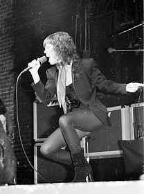 wpe2.jpg (8646 bytes)